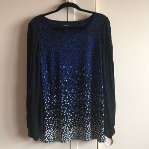 Alfani Tops - A black blue and white Alfani top Large Alfani Tops - A black blue and white Alfani top Large